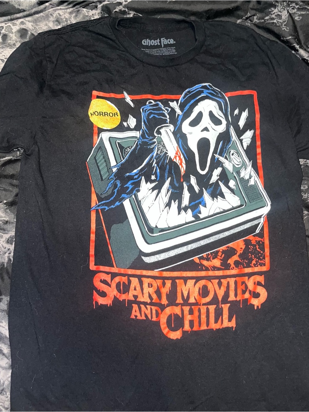 Ghostface "Scary Movies and Chill" Black Graphic Tee size medium
